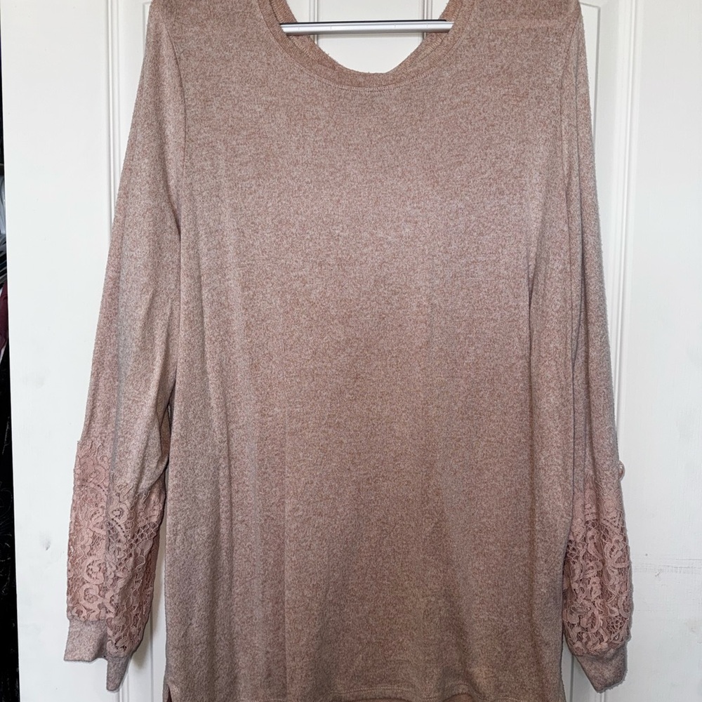 Women's Long Sleeve Lace Cuff Knit Top - Rose Tan